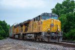 UP 5300 approaches Ashland Ave 